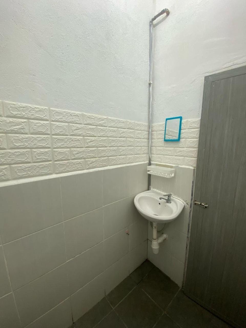 פנתאי צנאנג Langkawi Western Motel מראה חיצוני תמונה